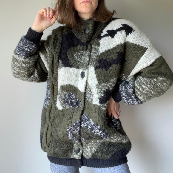 80’s Karizma knit cardigan jacket / abstract knit design / medium but oversize - Picture 3 of 9